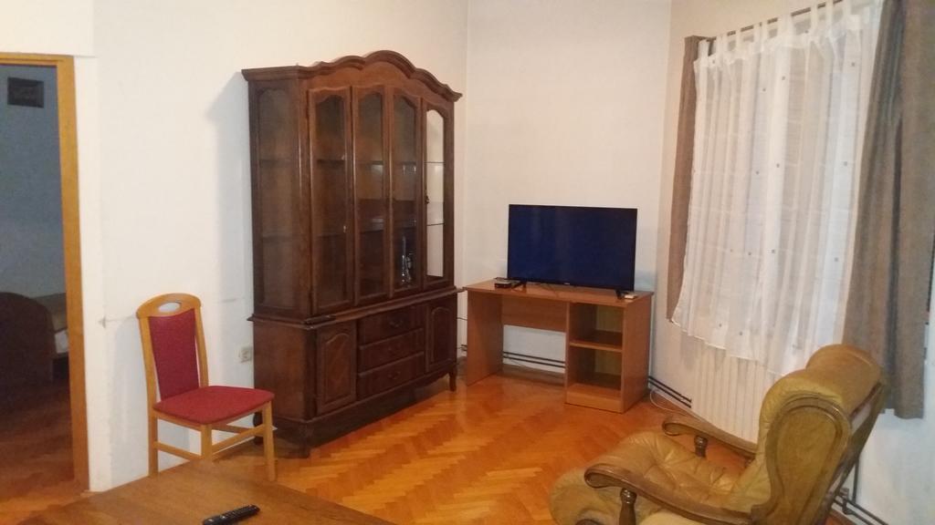 Guest House Sv. Nikola Dugo Selo エクステリア 写真