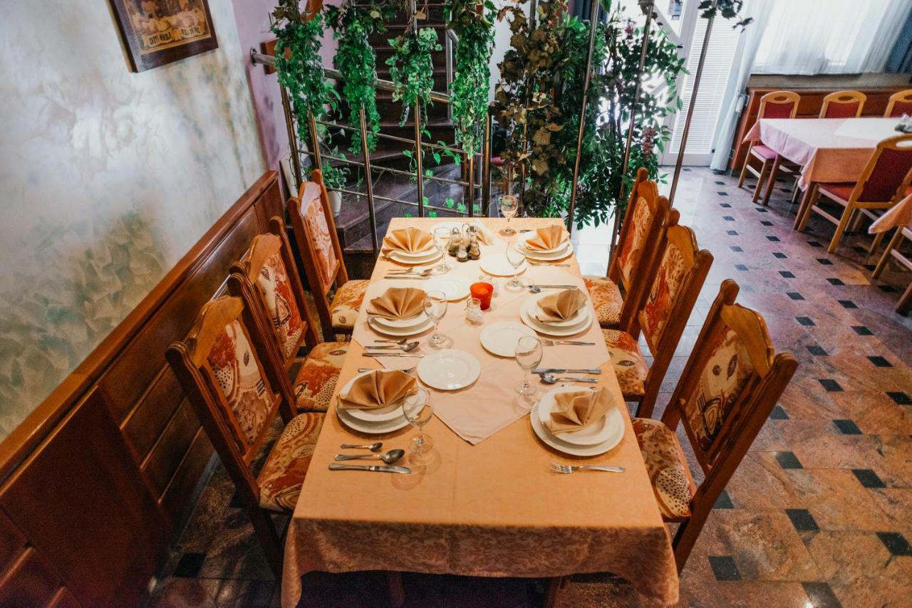 Guest House Sv. Nikola Dugo Selo エクステリア 写真
